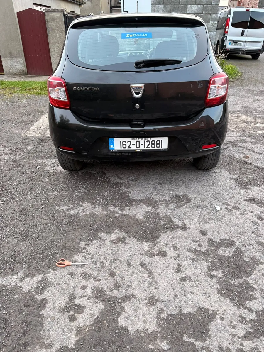 Image 2 of 11