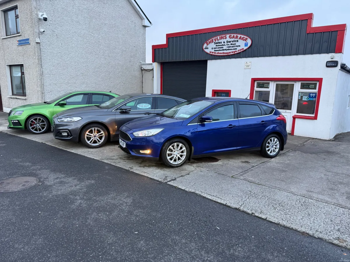 Image 2 of 22