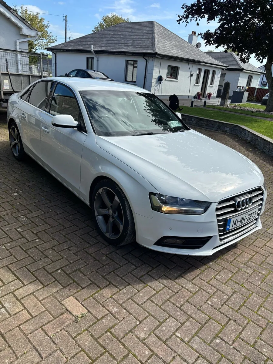 Image 2 of 7