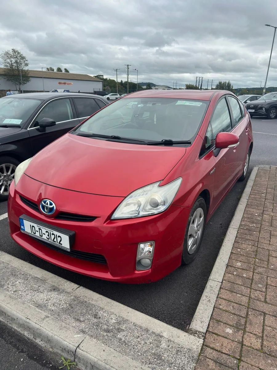 Image 2 of 10