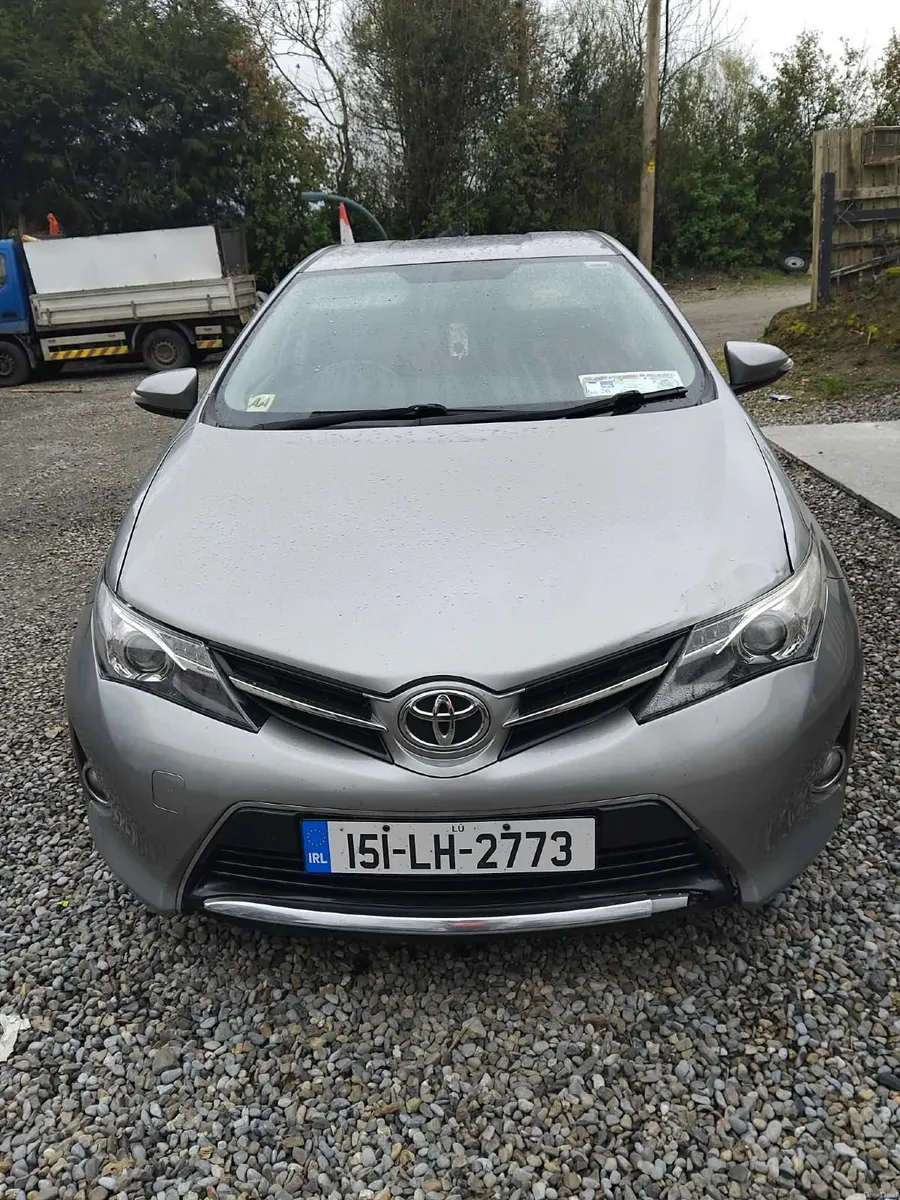 Image 1 of 6