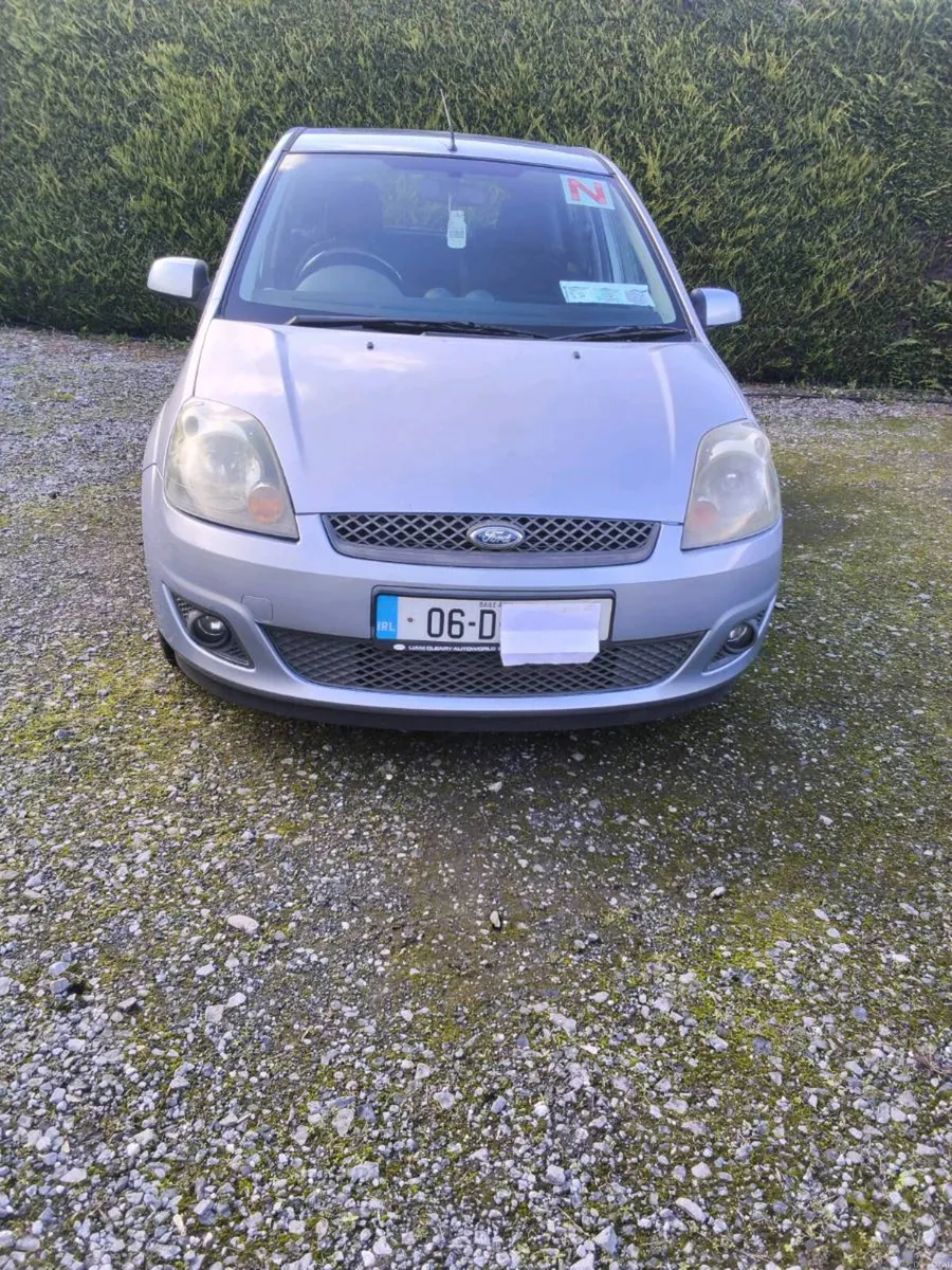 Image 2 of 6