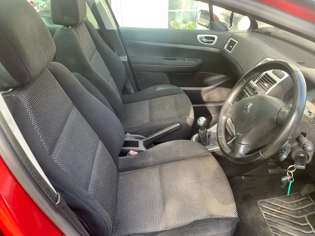Image 4 of 6