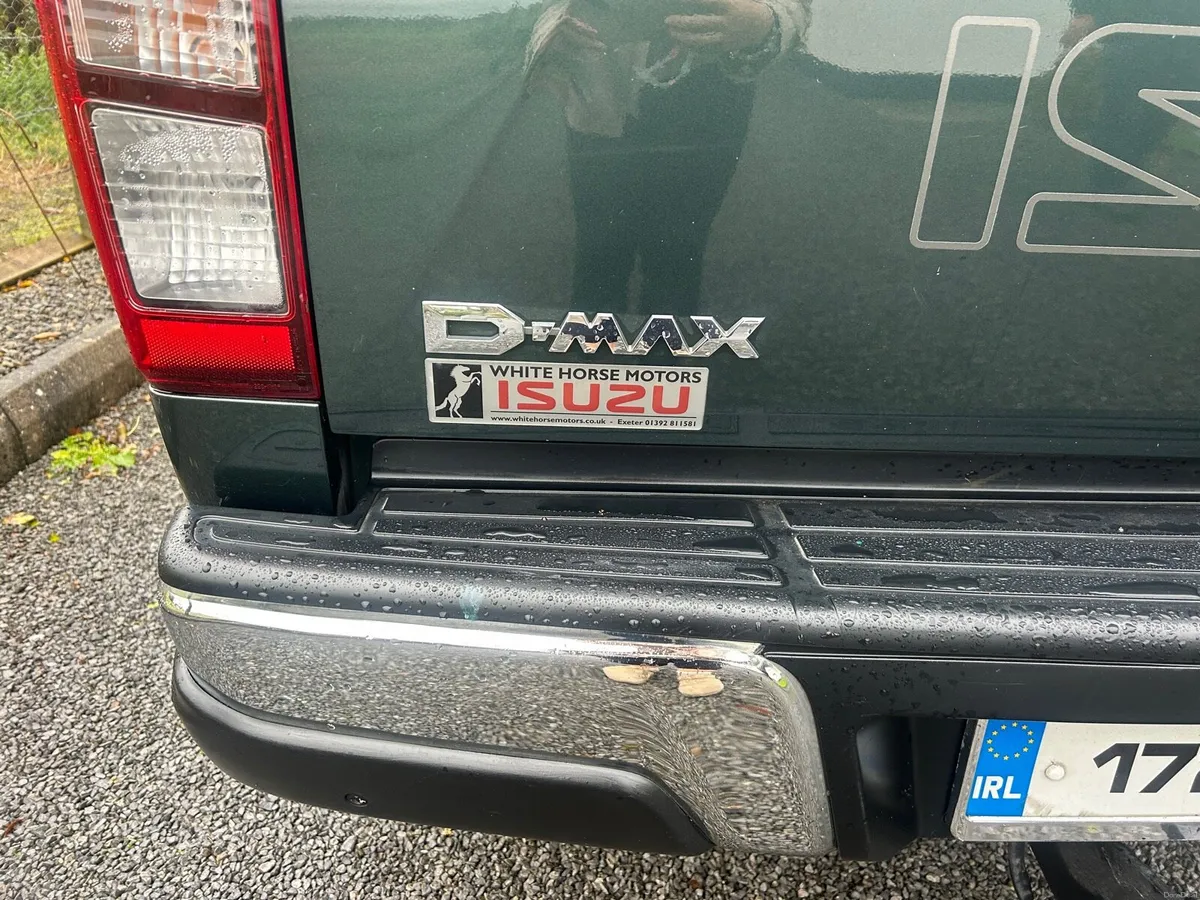 Image 2 of 10
