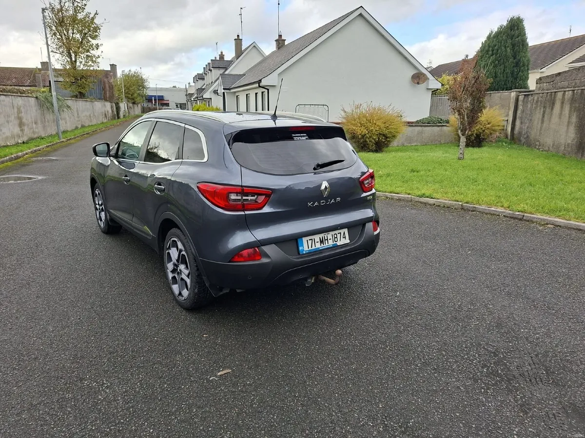 Image 2 of 10
