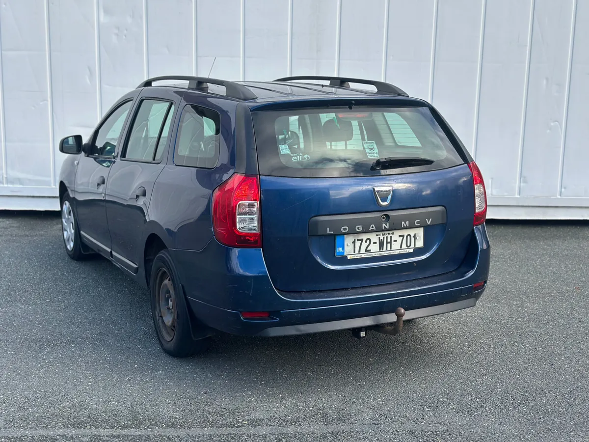 Image 3 of 7