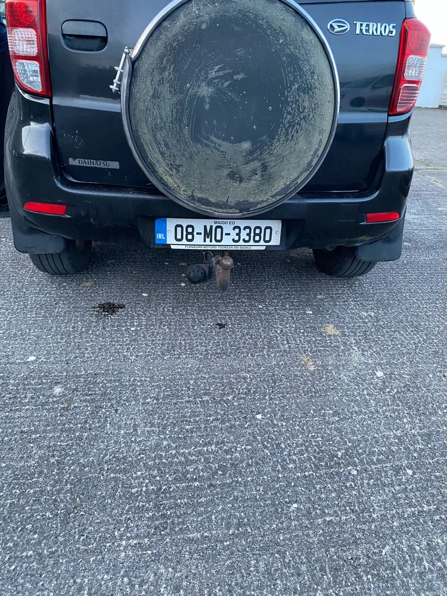 Image 4 of 7