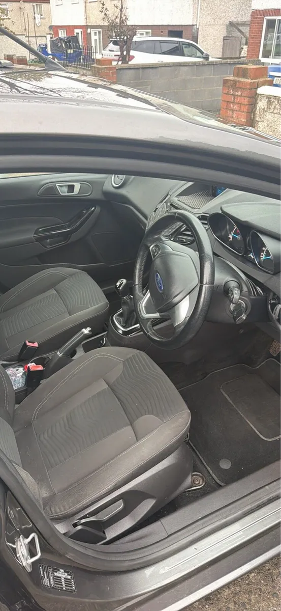 Image 4 of 5