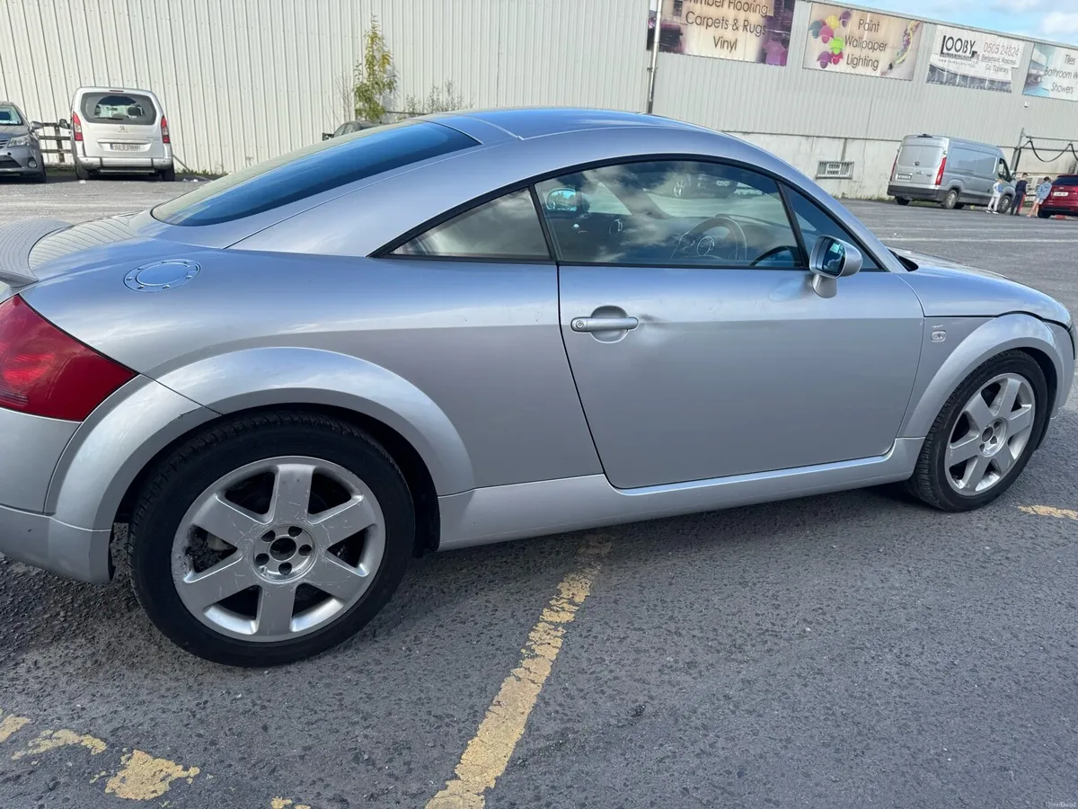 Image 4 of 20