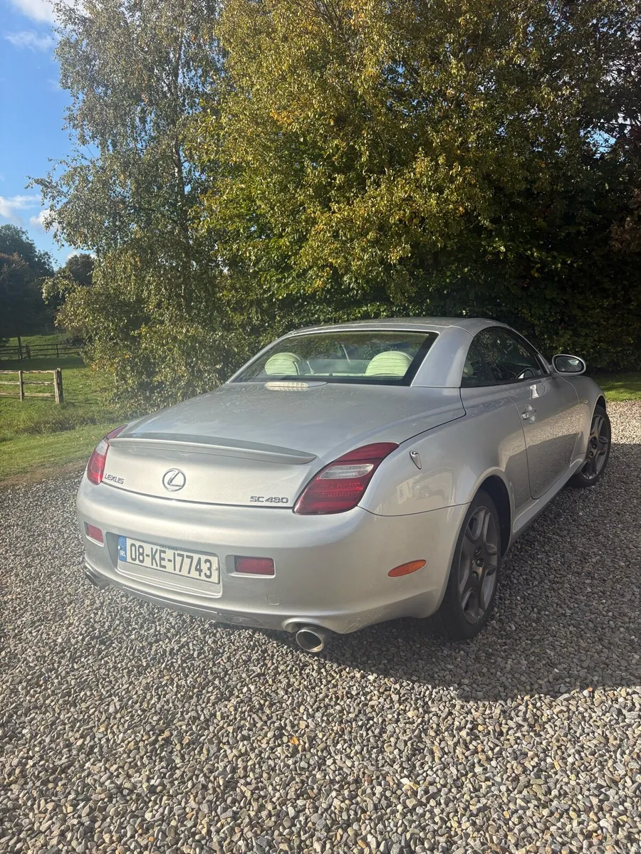 Image 1 of 18