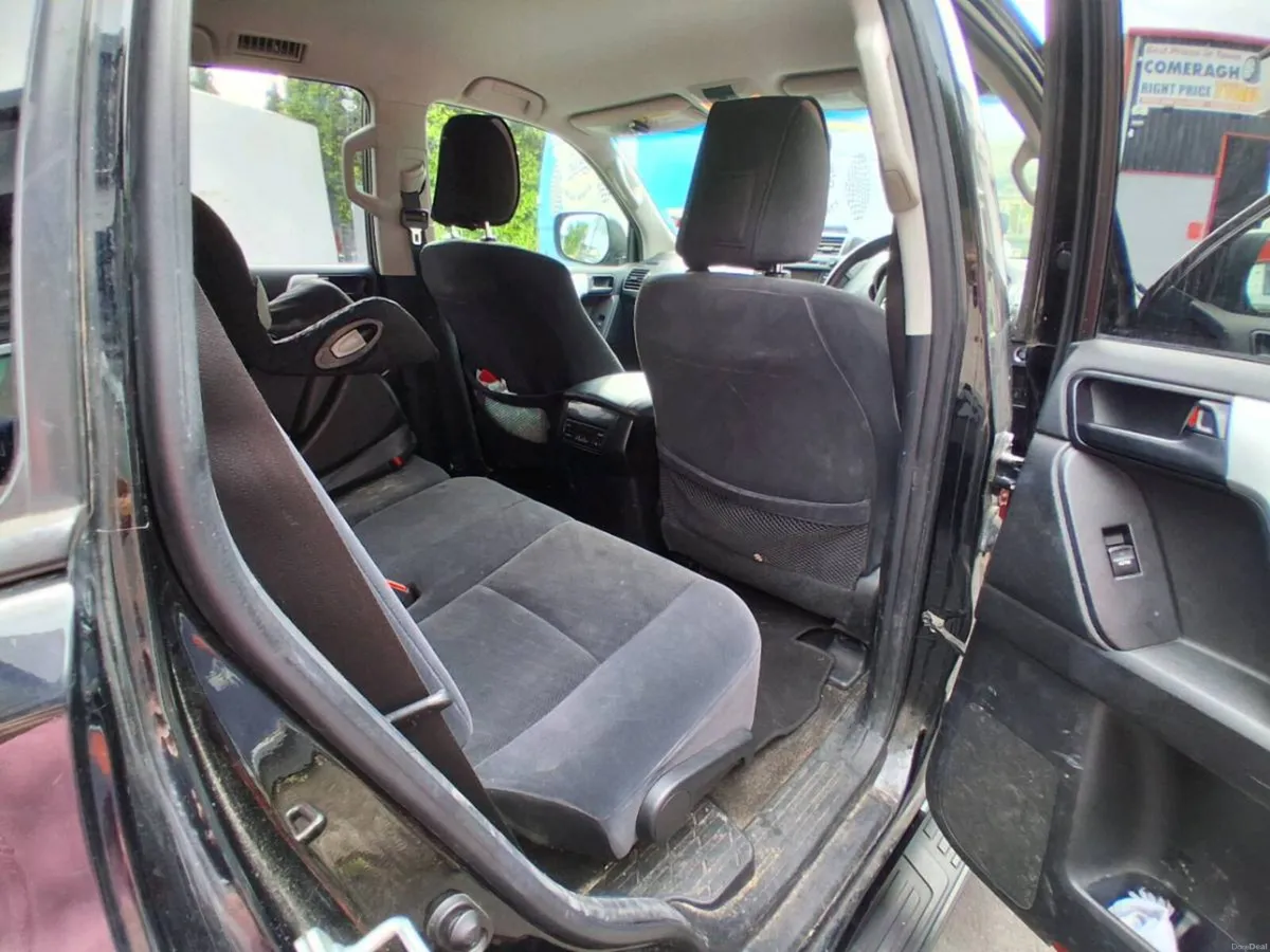 Image 4 of 6