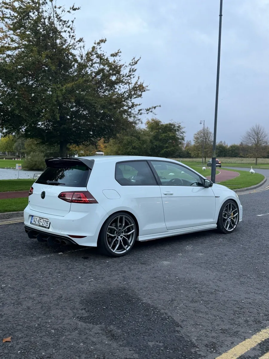 Image 4 of 14