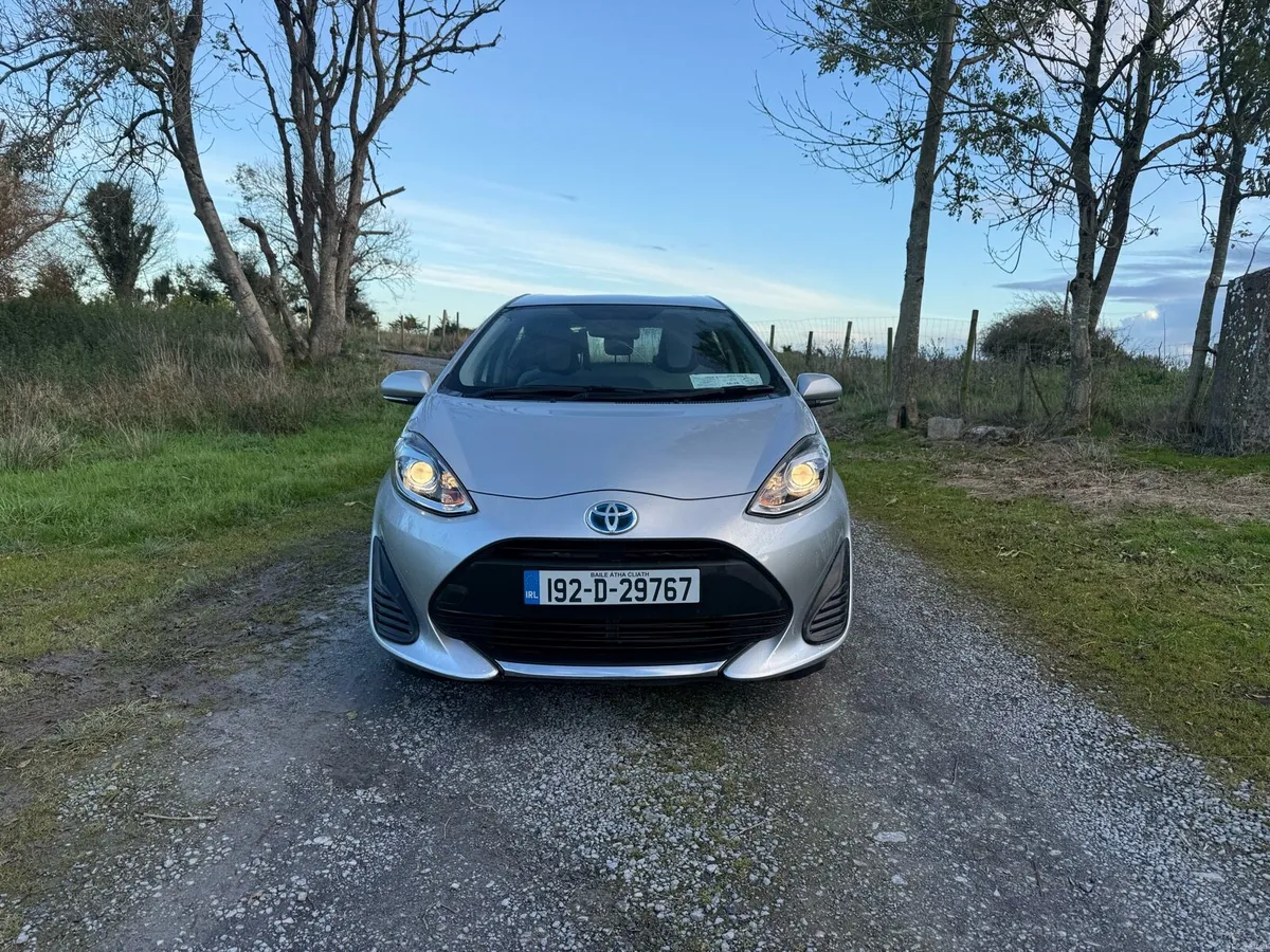 Image 2 of 10
