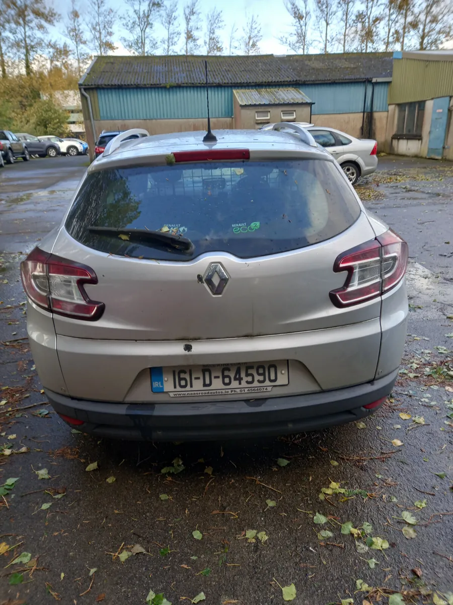 Image 4 of 9