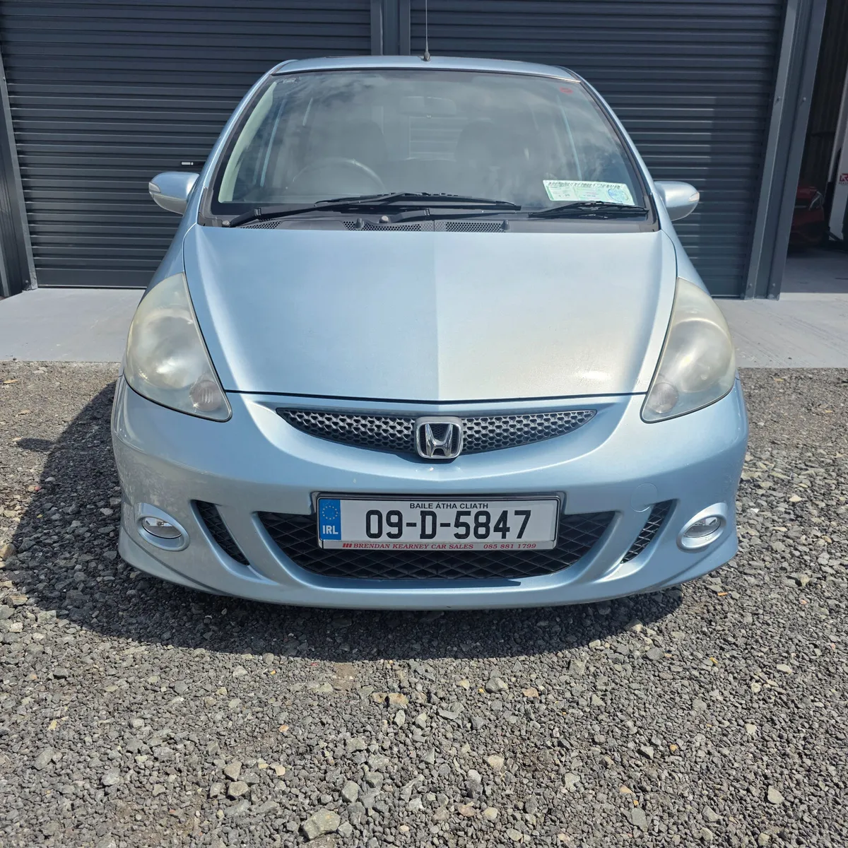 Image 2 of 20