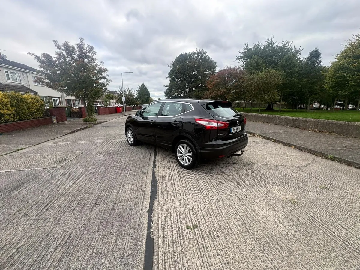 Image 4 of 12