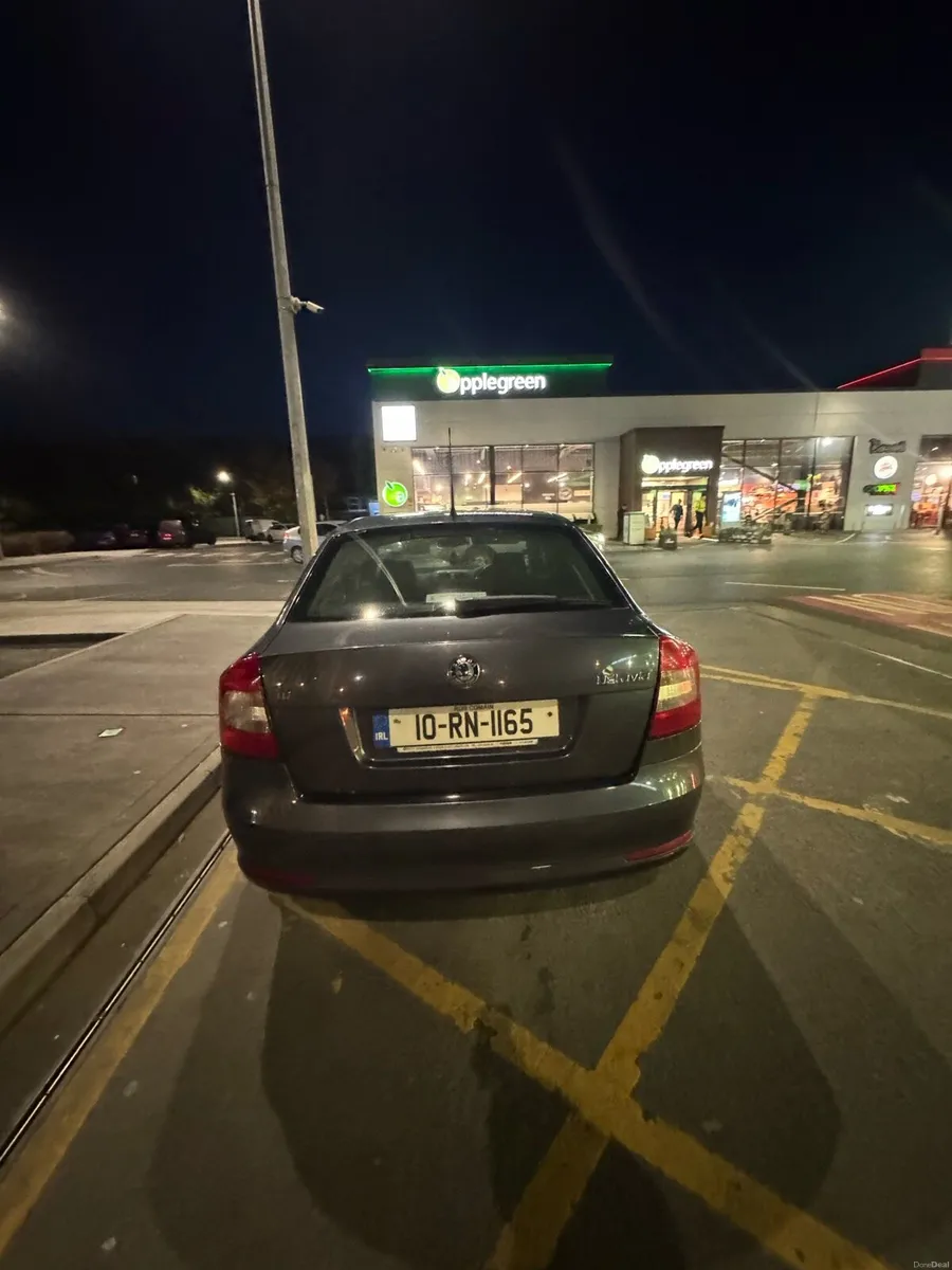 Image 4 of 6