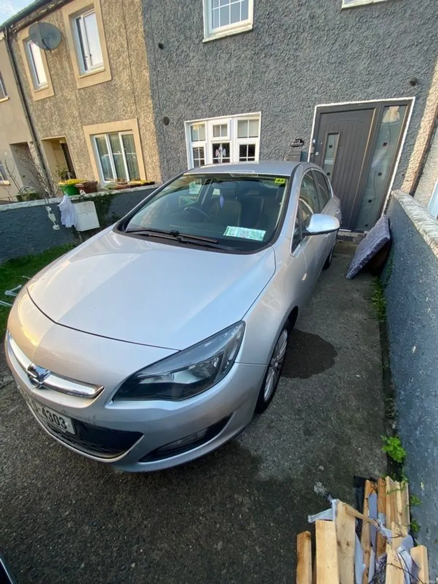 Image 2 of 10