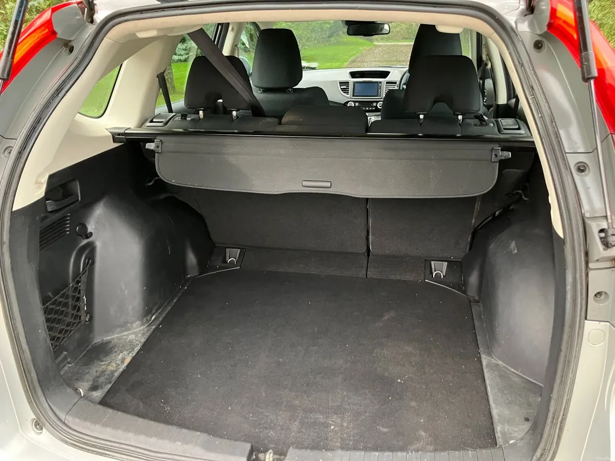 Image 4 of 9