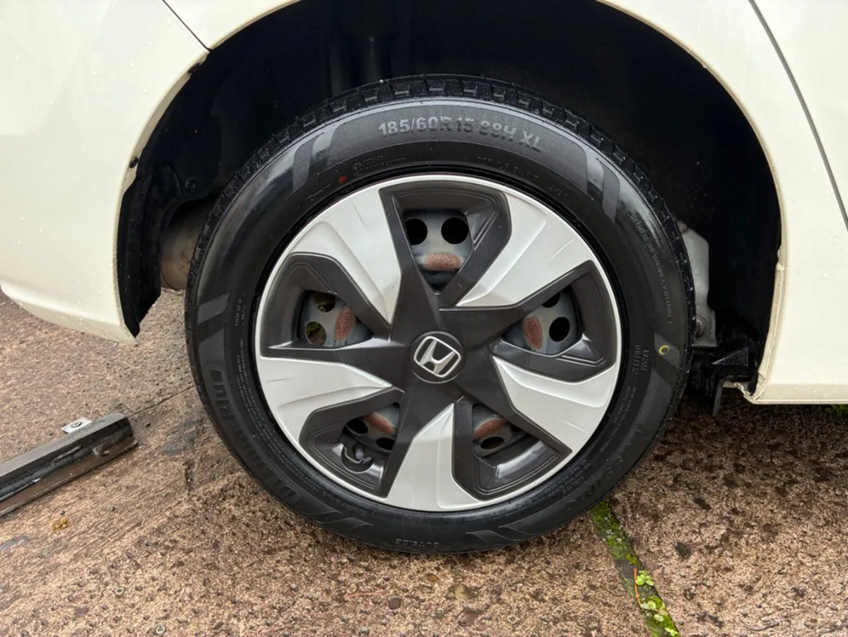 Image 3 of 23