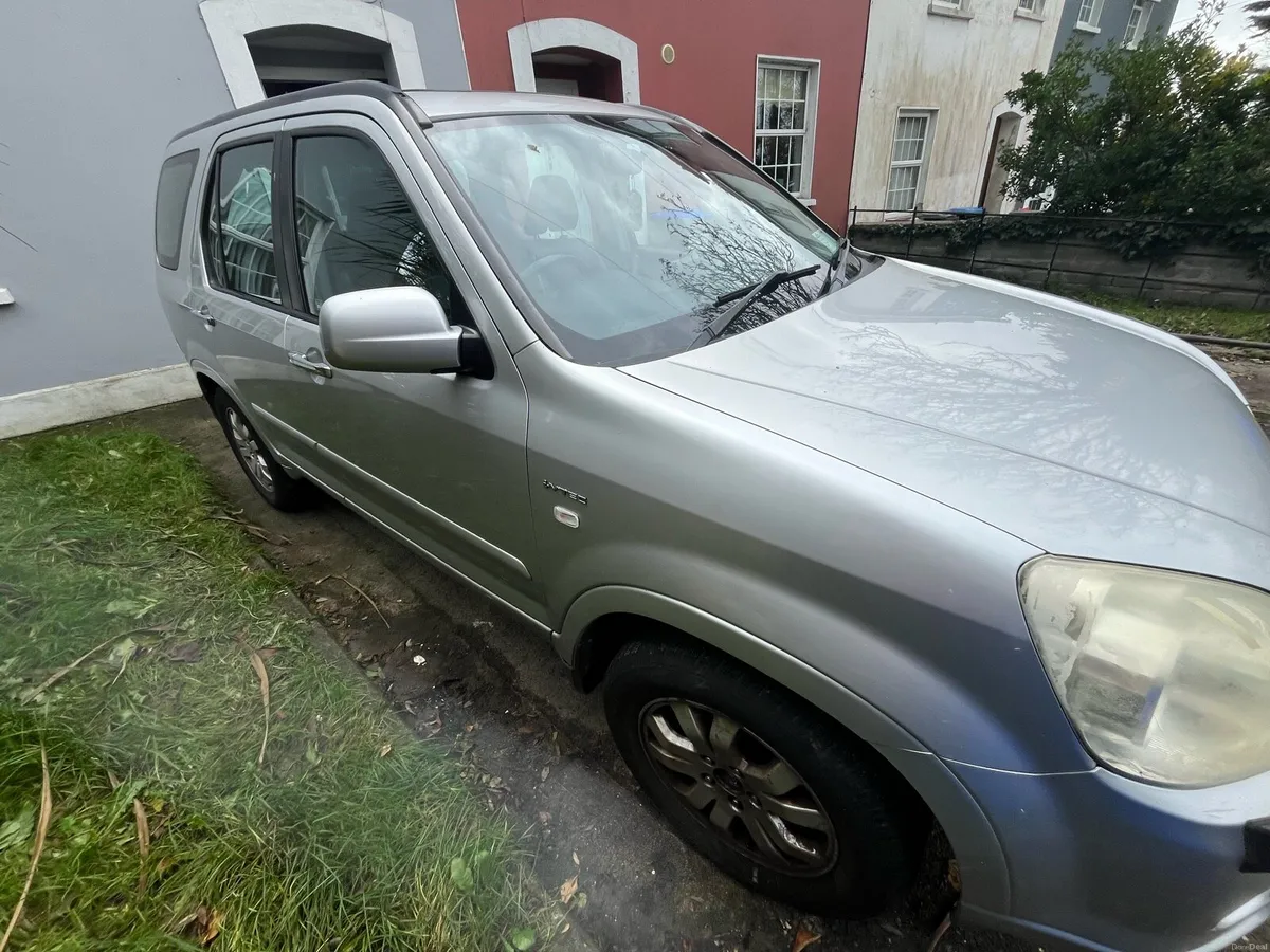 Image 2 of 10