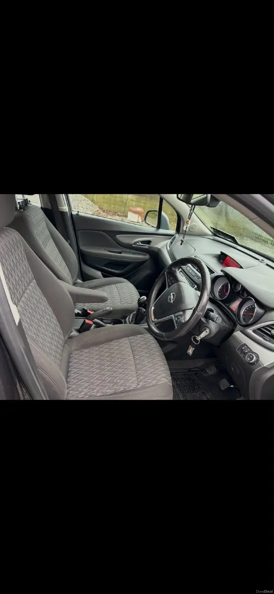 Image 6 of 6