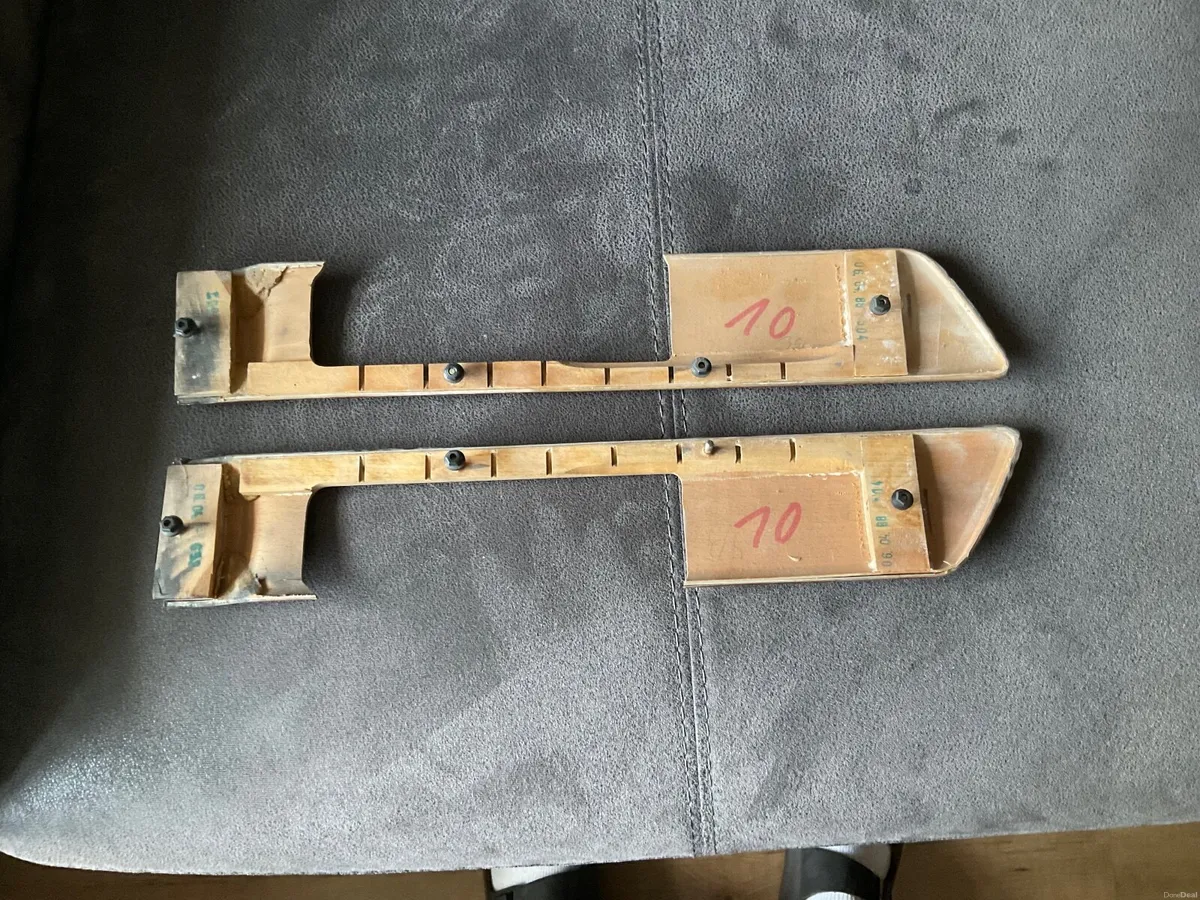 Image 2 of 6