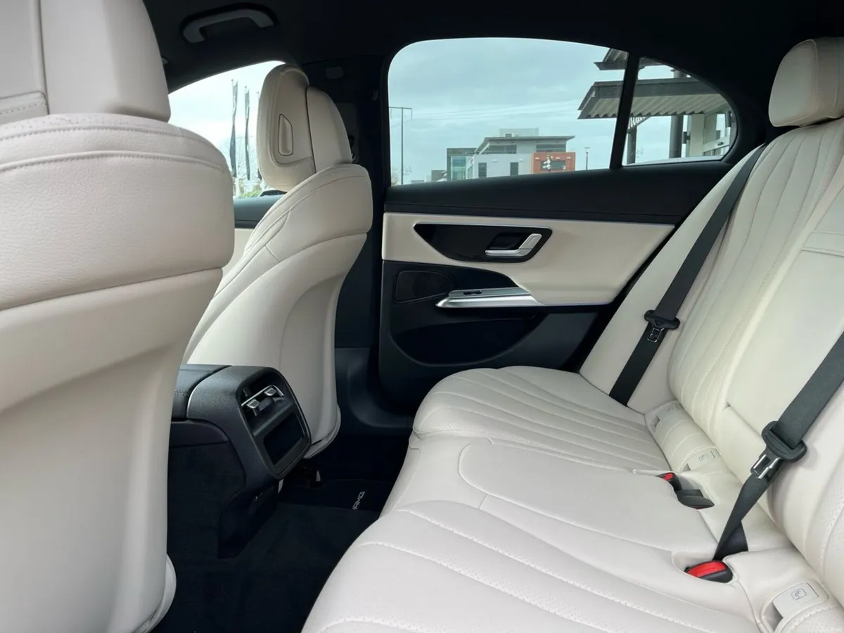 Image 4 of 31