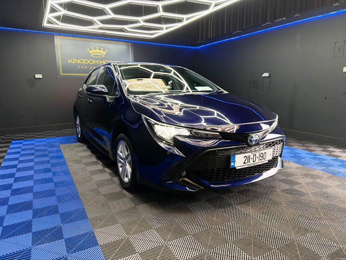 Image 3 of 21