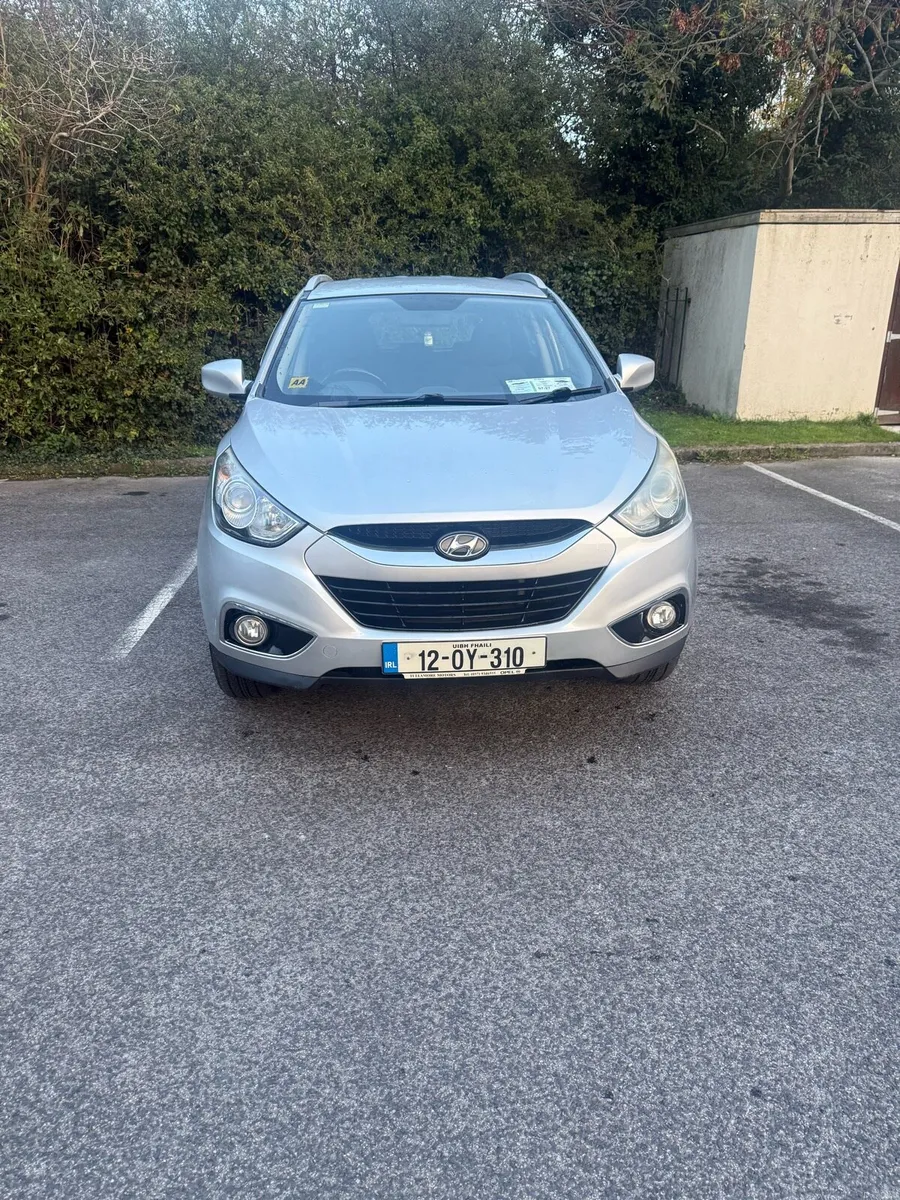 Image 2 of 7