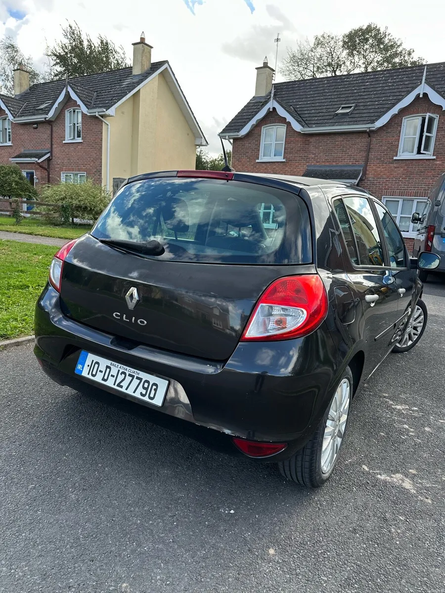 Image 3 of 10