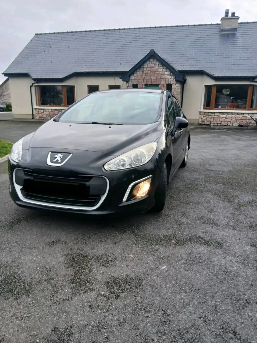 Image 2 of 6