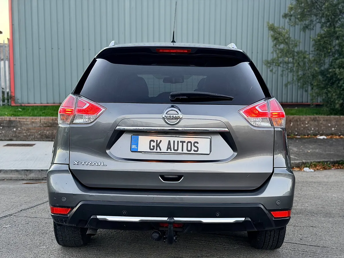 Image 5 of 27