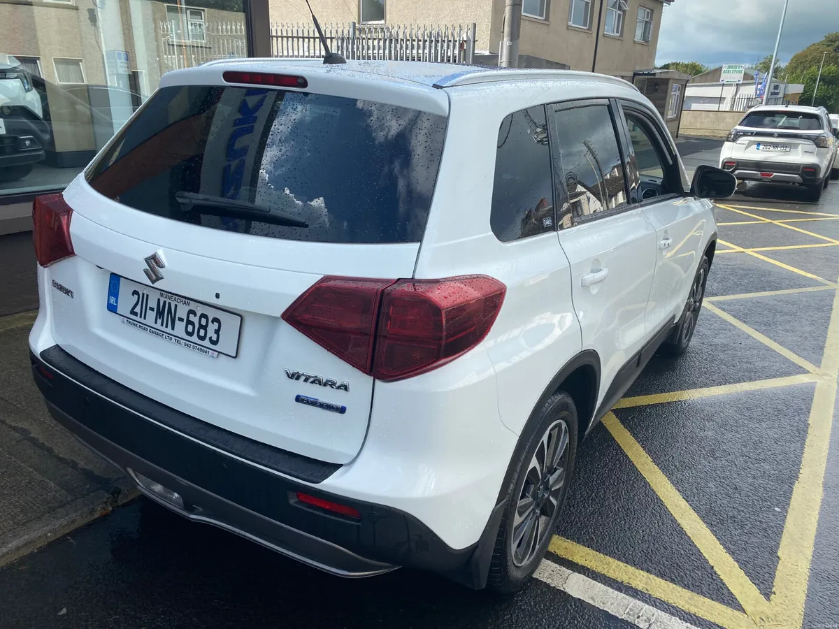 Image 4 of 10