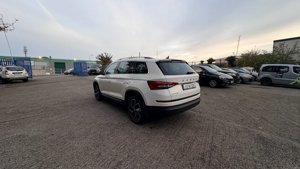 Image 4 of 18
