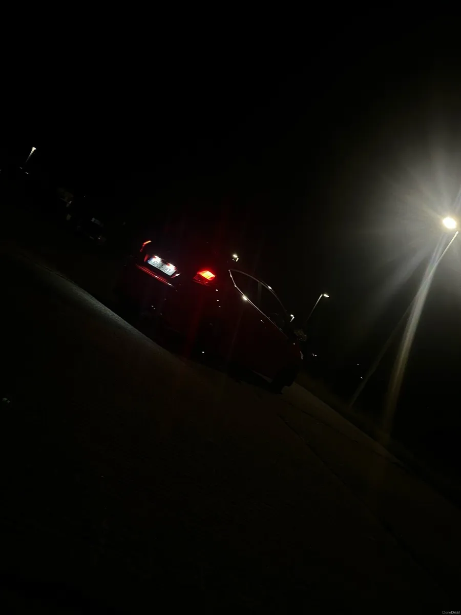 Image 3 of 4