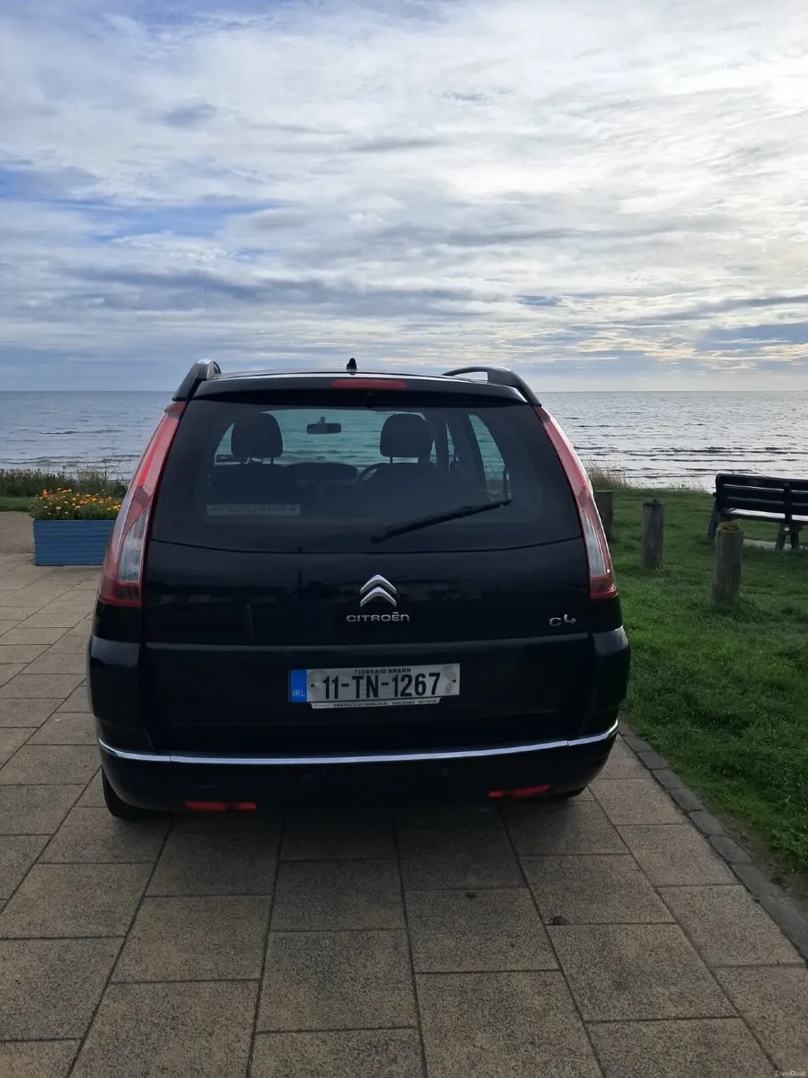 Image 2 of 10