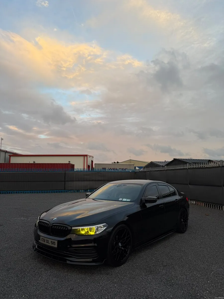 Image 2 of 6