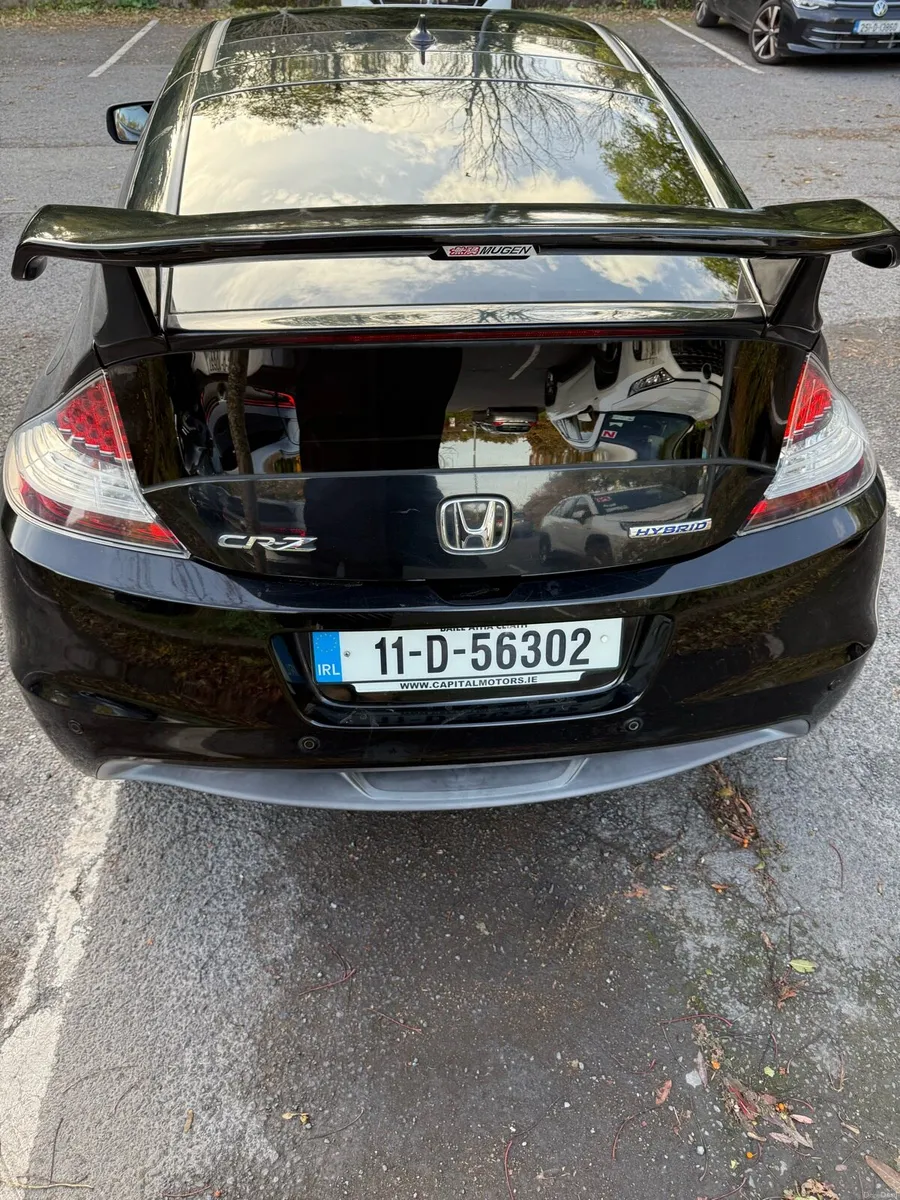 Image 4 of 12