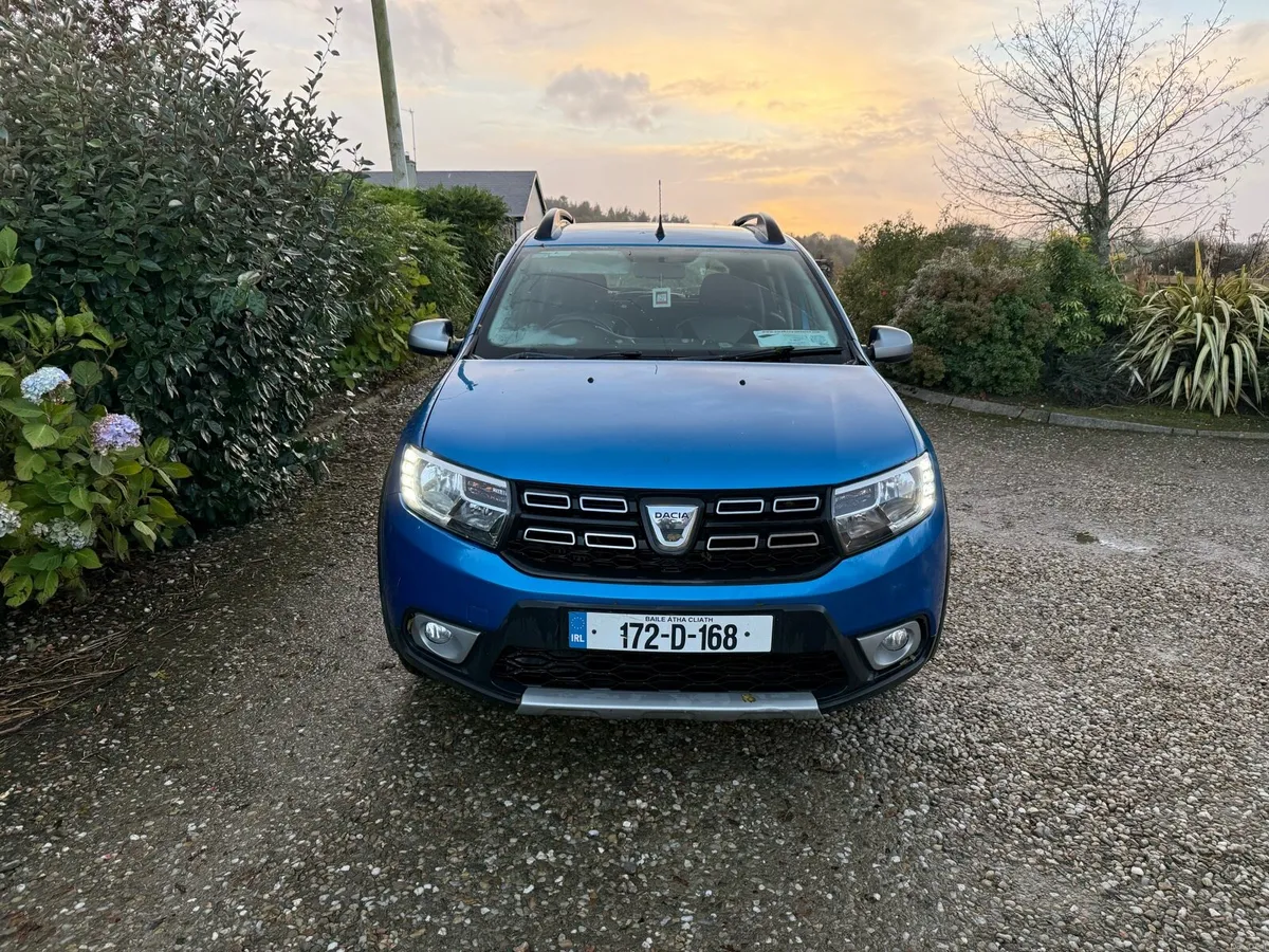 Image 3 of 7