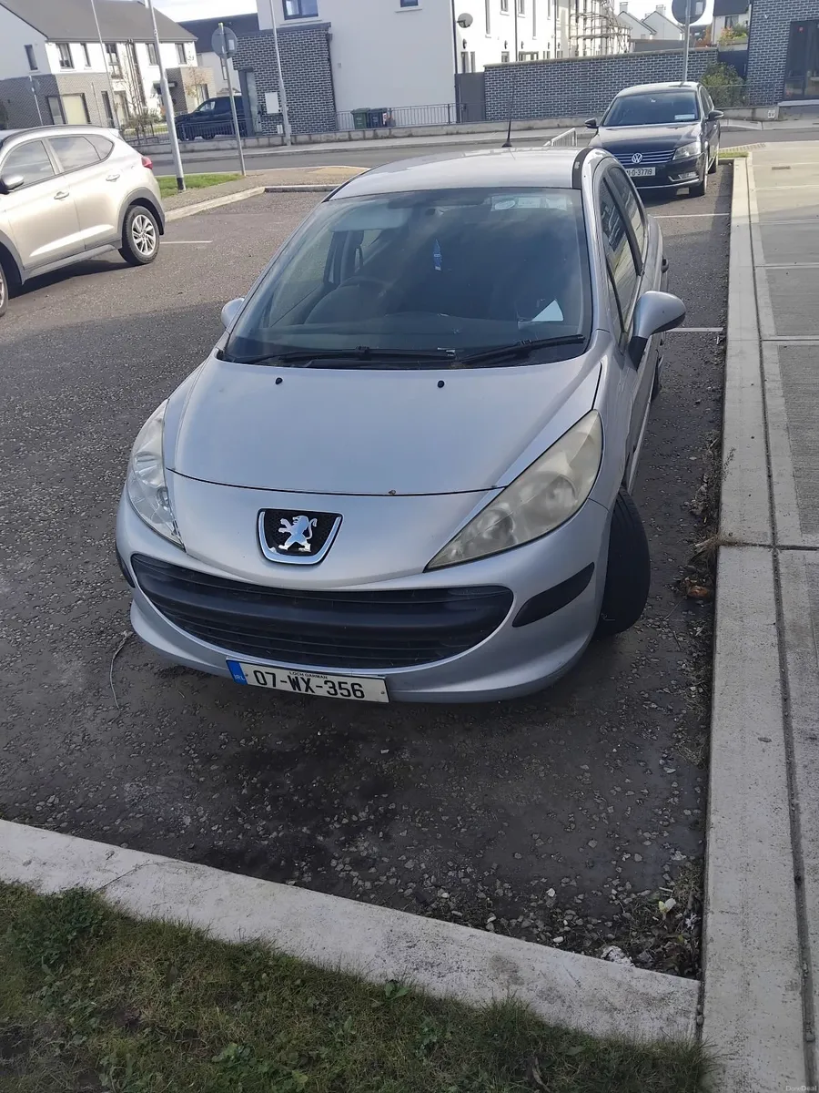 Image 2 of 4