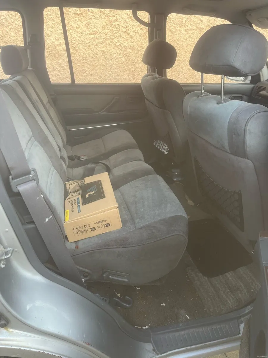 Image 6 of 7
