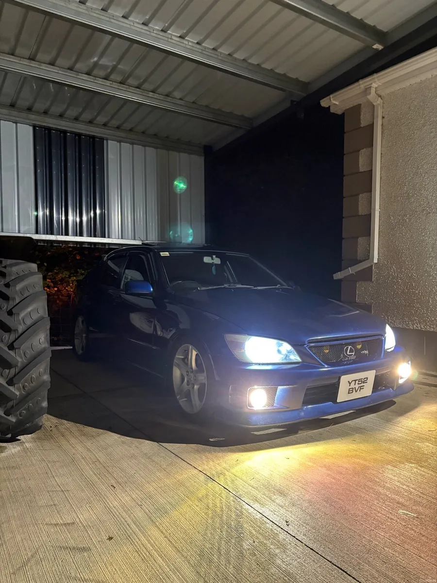 Image 6 of 7