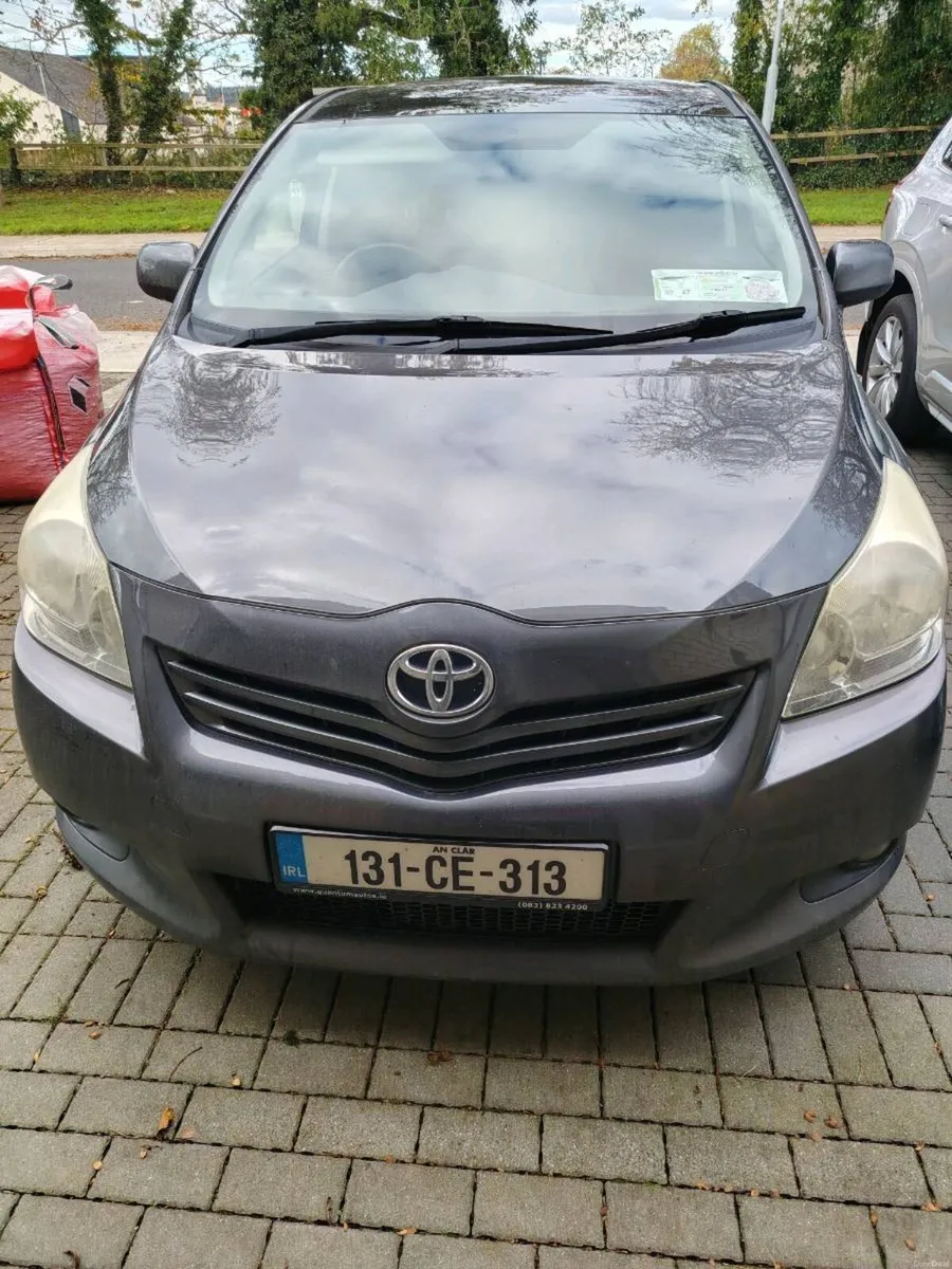 Image 1 of 6