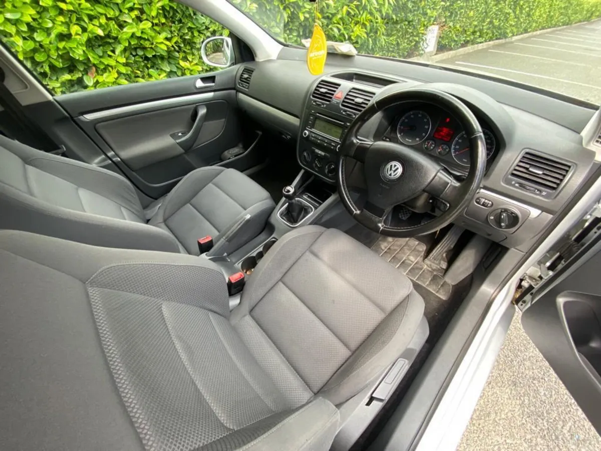 Image 4 of 6