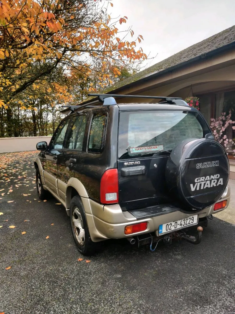 Image 4 of 10
