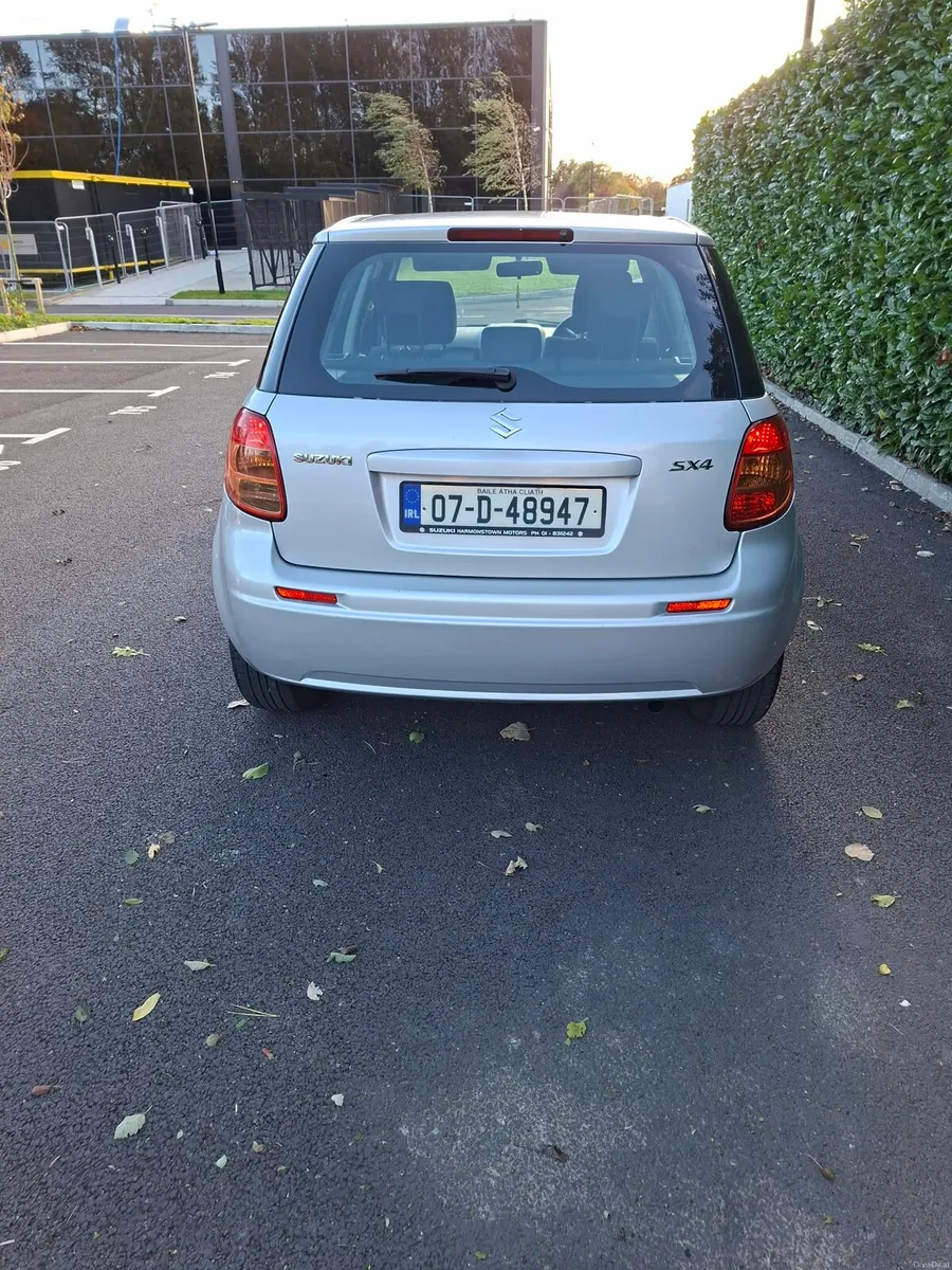 Image 3 of 10