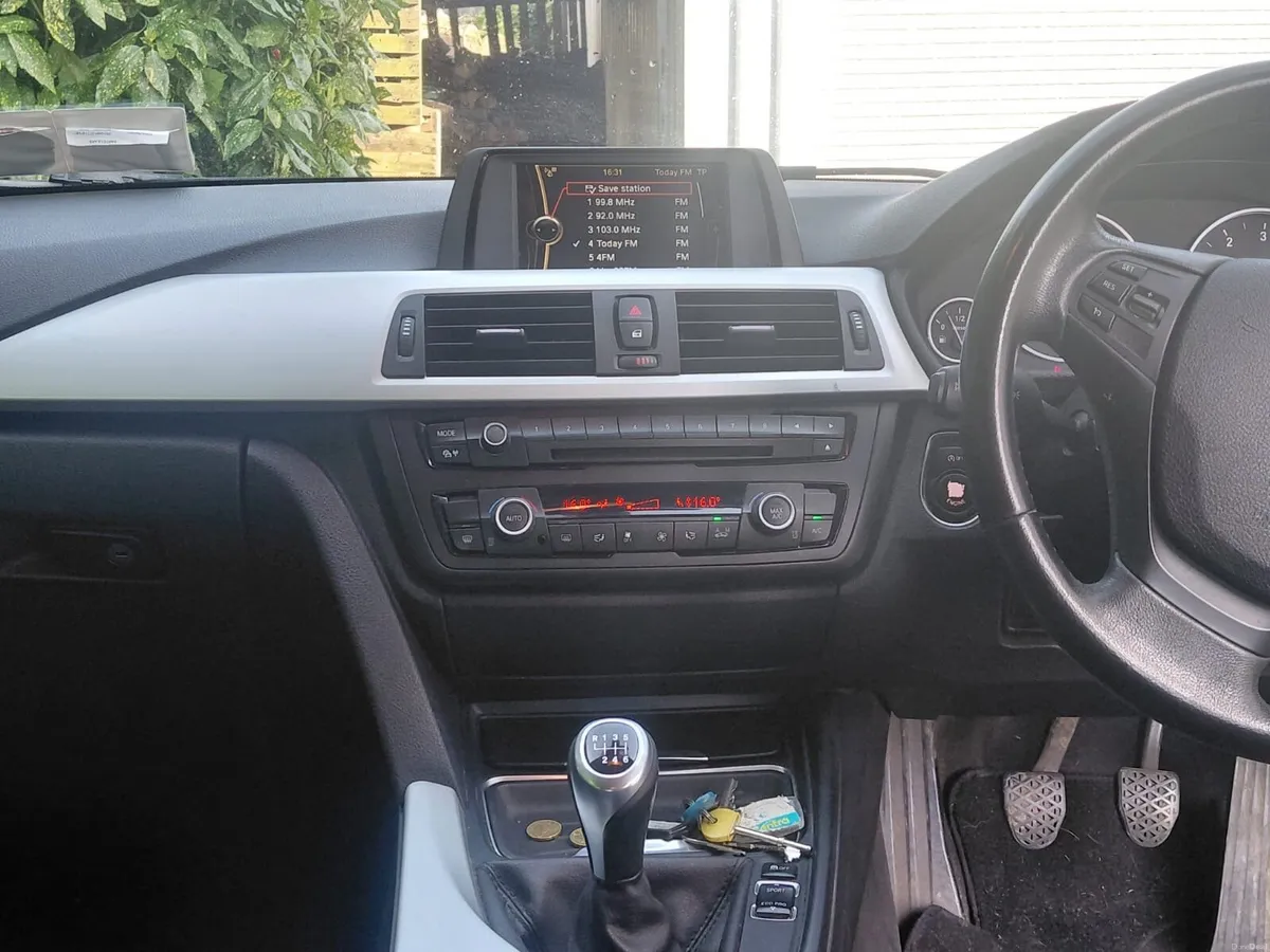 Image 2 of 4