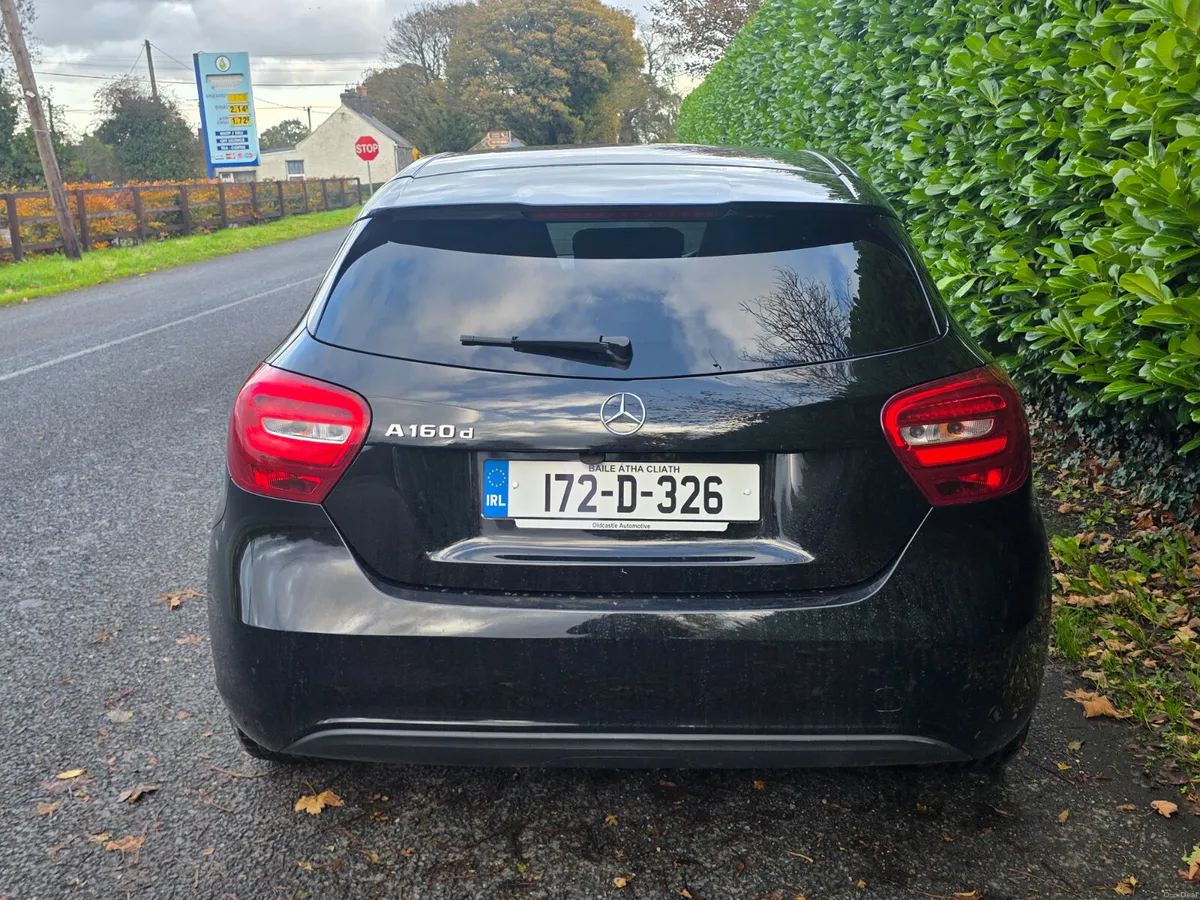 Image 4 of 34