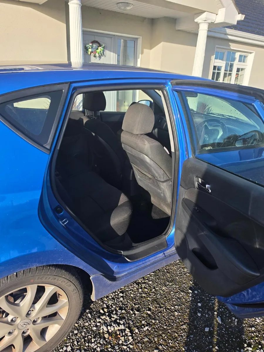 Image 2 of 8